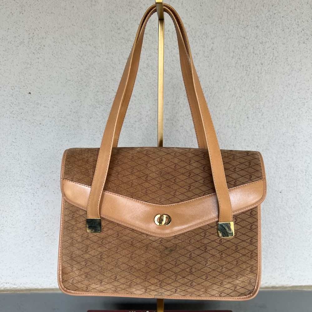 Charles Jourdan ❤️vtg., suede and leather “ ladylike” handbag❤️